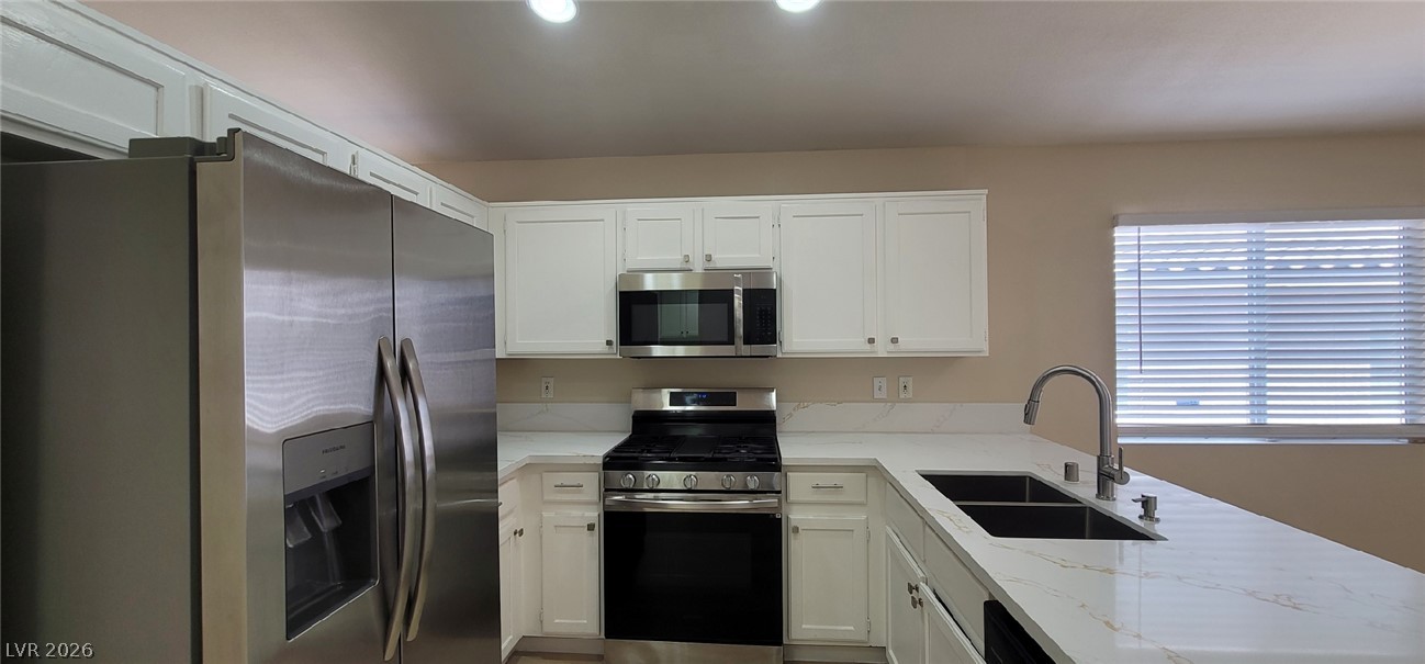 9013 Crooked Shell Avenue Property Photo 4