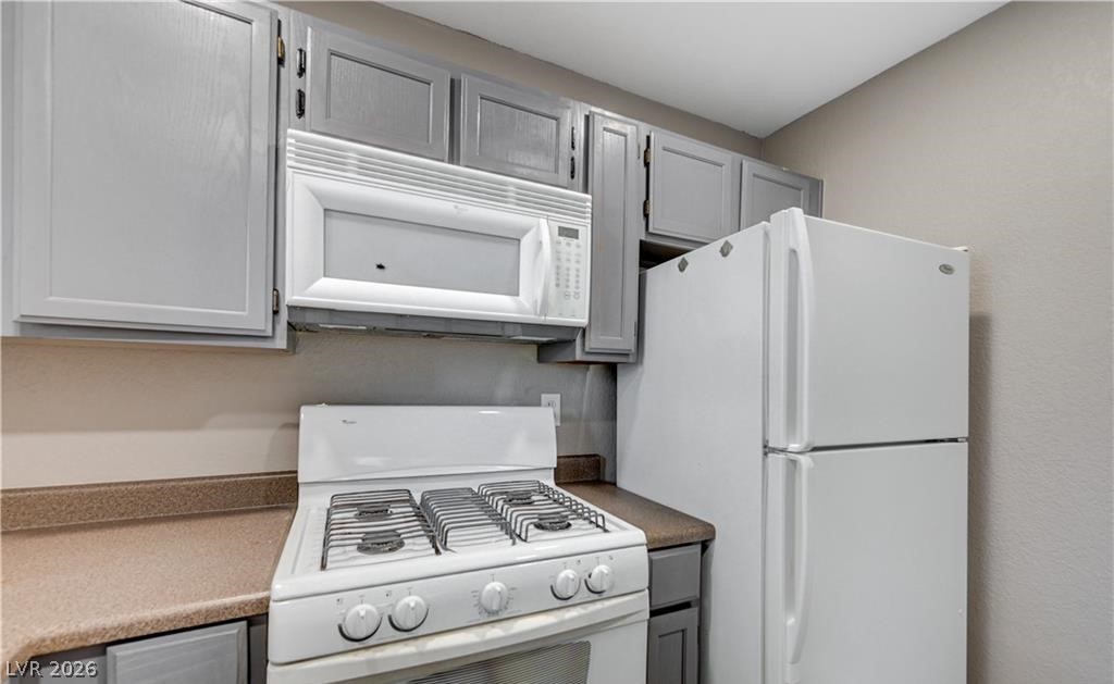 5074 South Rainbow Boulevard 206 Property Photo 41
