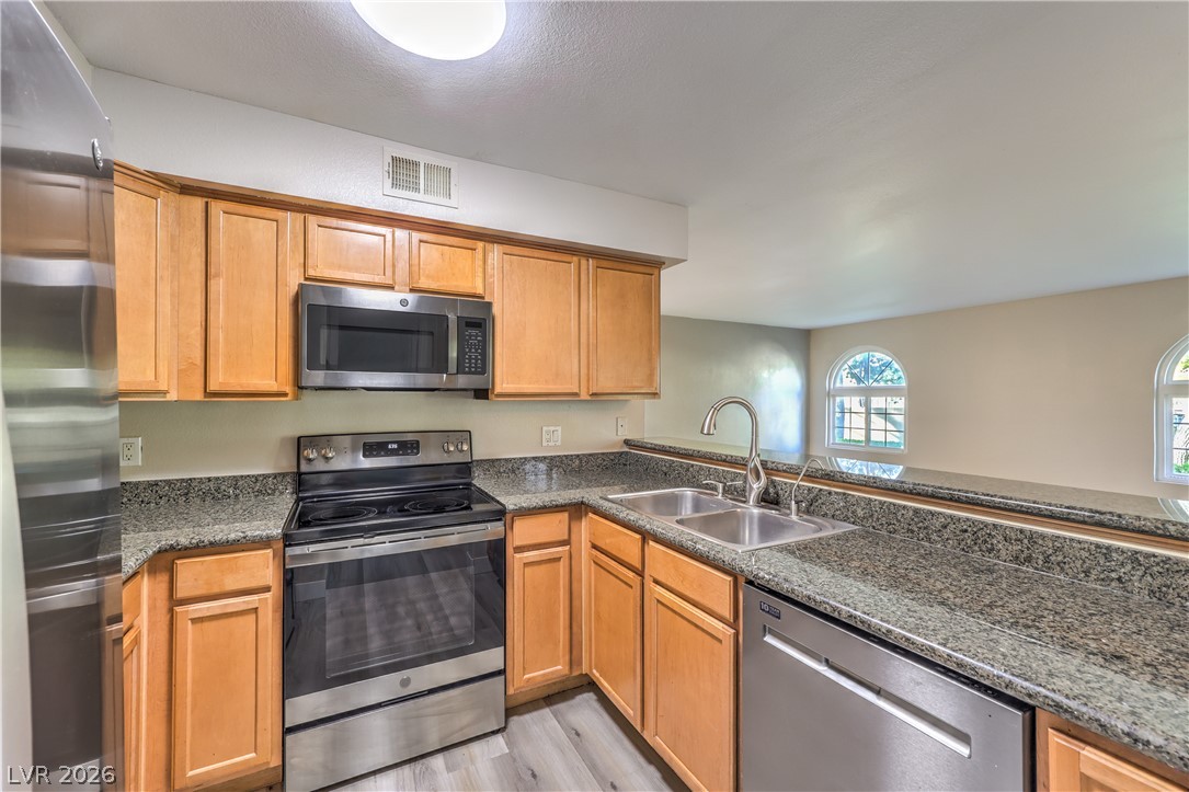 3145 East Flamingo Road 1123 Property Photo 13