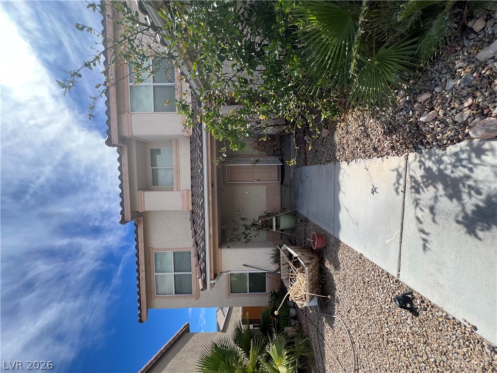 8031 Jeannie Marie Court Property Photo 4