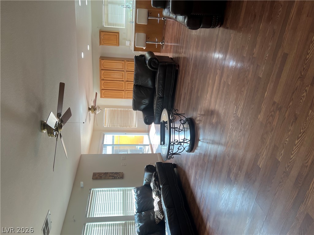 8031 Jeannie Marie Court Property Photo 10