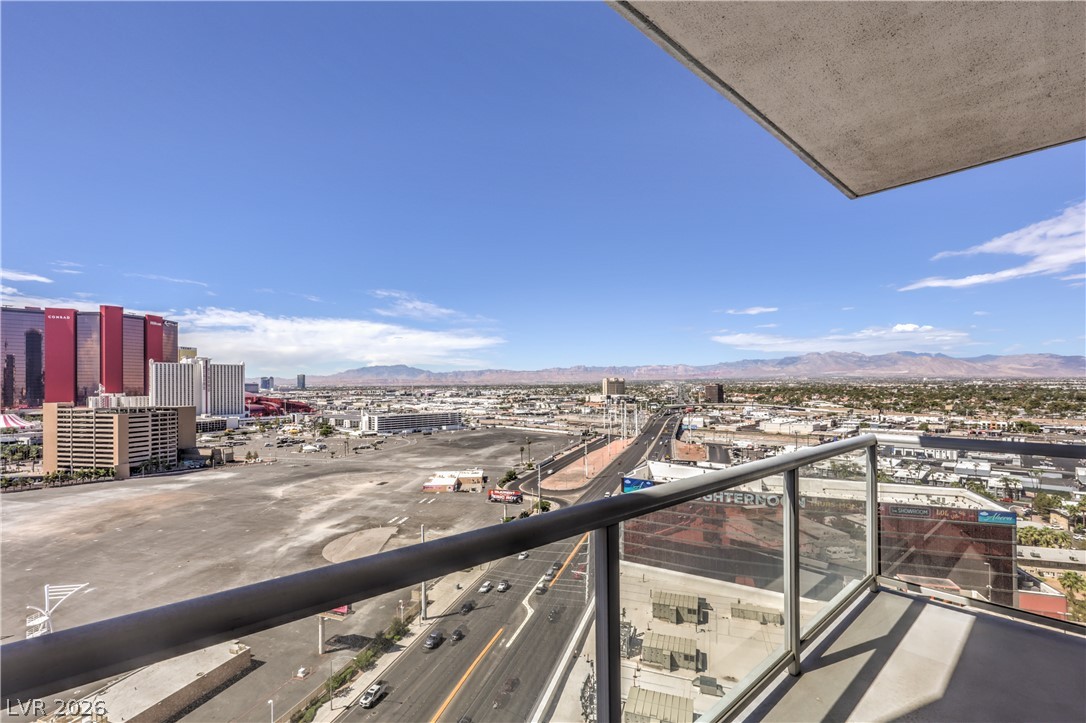 200 West Sahara Avenue 1901 Property Photo 8