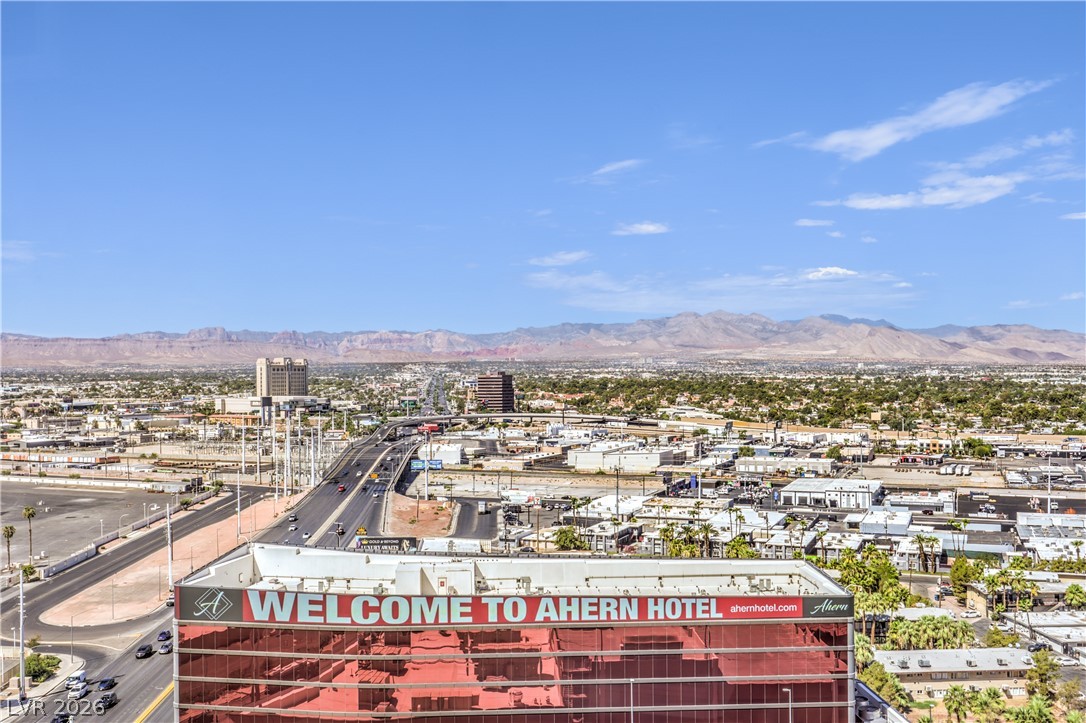 200 West Sahara Avenue 1901 Property Photo 12
