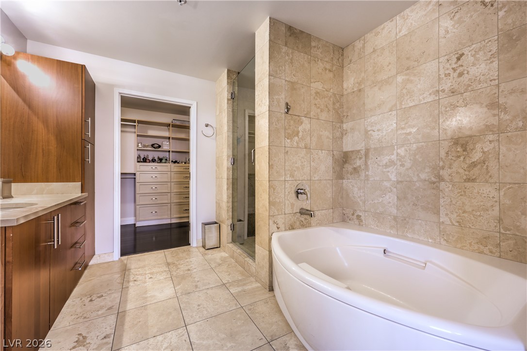 200 West Sahara Avenue 1901 Property Photo 17