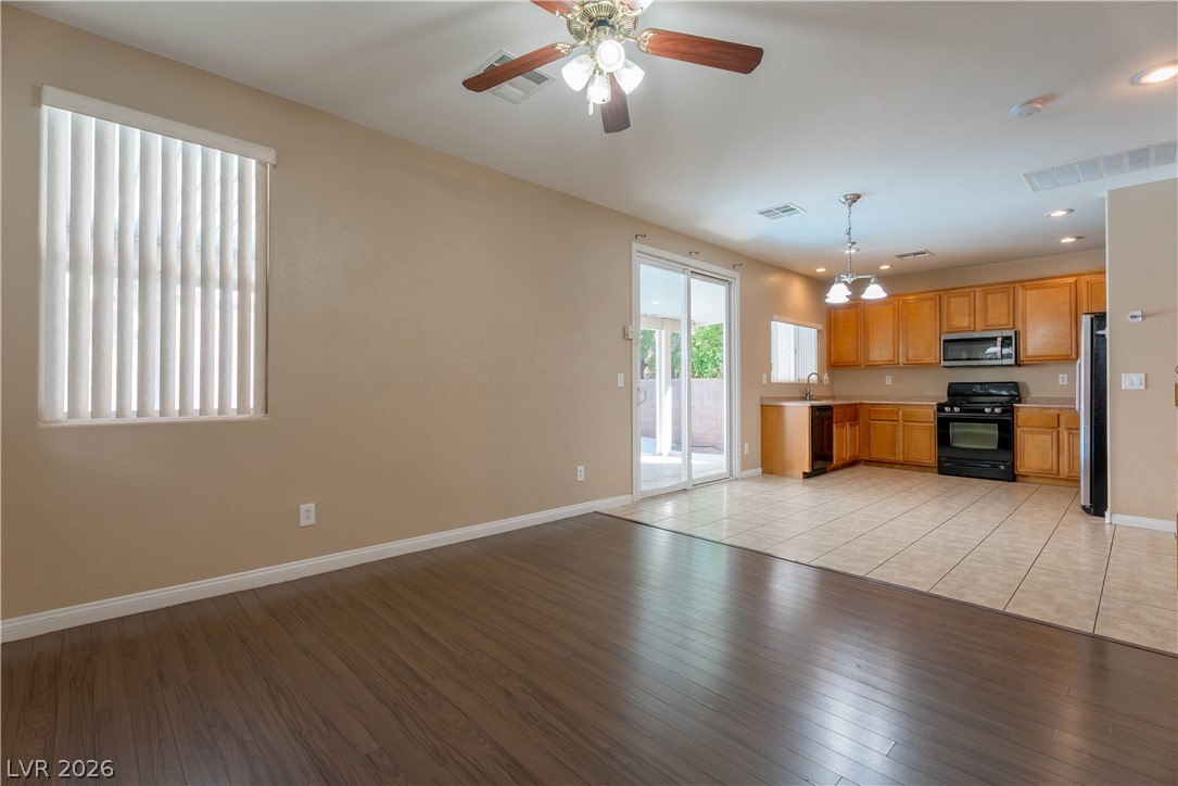 5336 Welch Valley Avenue Property Photo 9