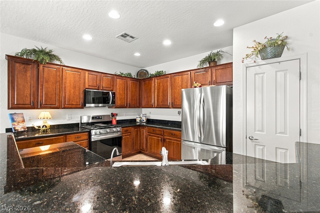 7817 Pine Warbler Way Property Photo 8