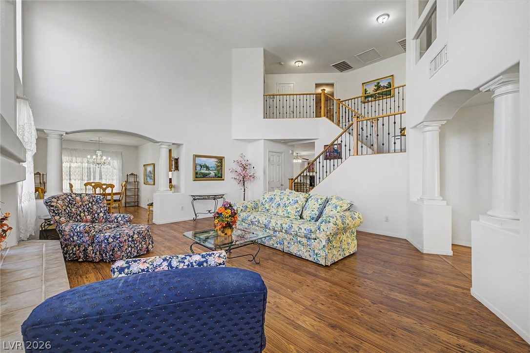 5812 Tarpon Glade Court Property Photo 7