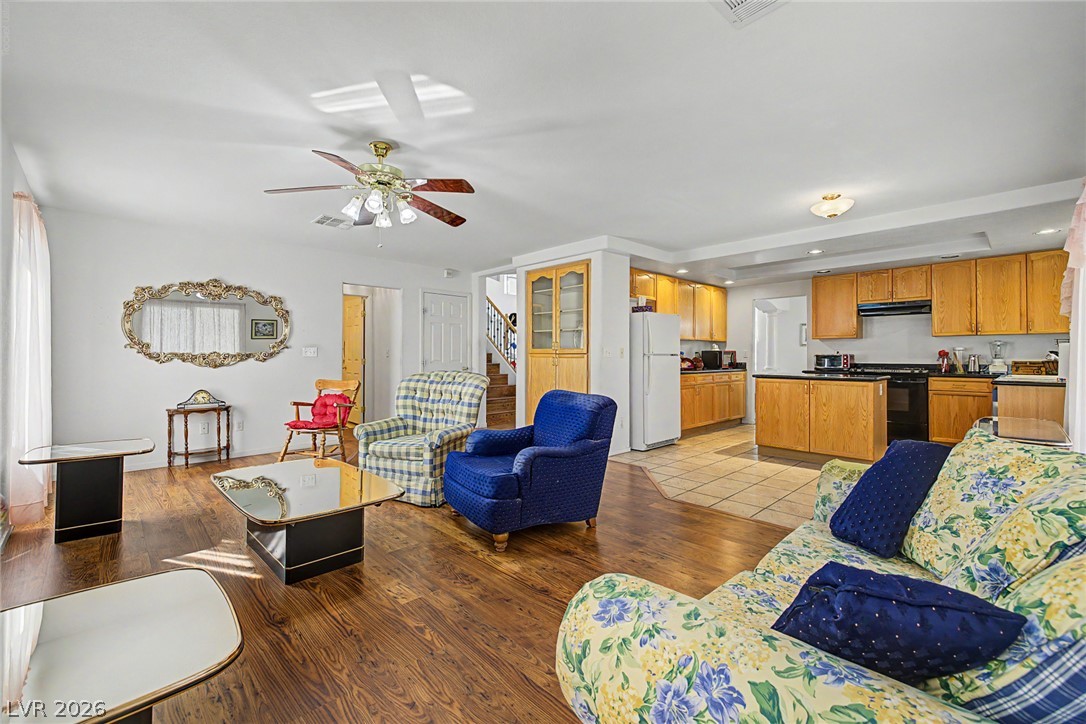 5812 Tarpon Glade Court Property Photo 13