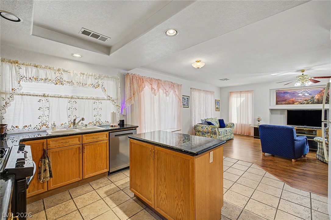 5812 Tarpon Glade Court Property Photo 16
