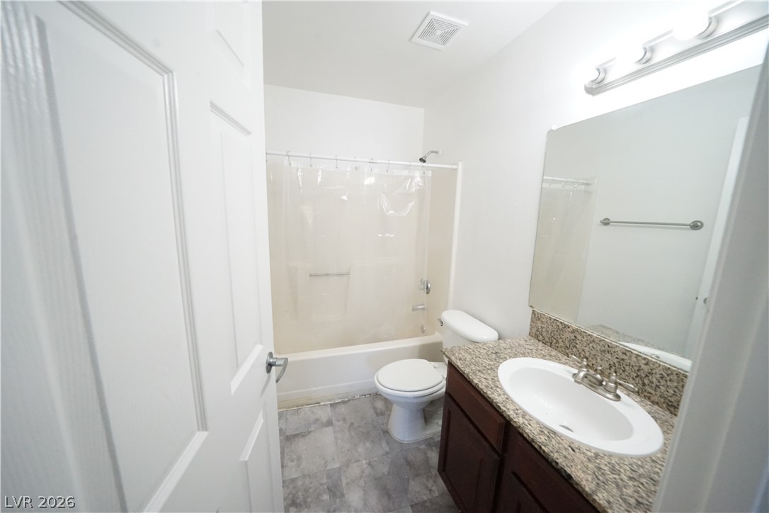 5146 South Jones Boulevard 104 Property Photo 19