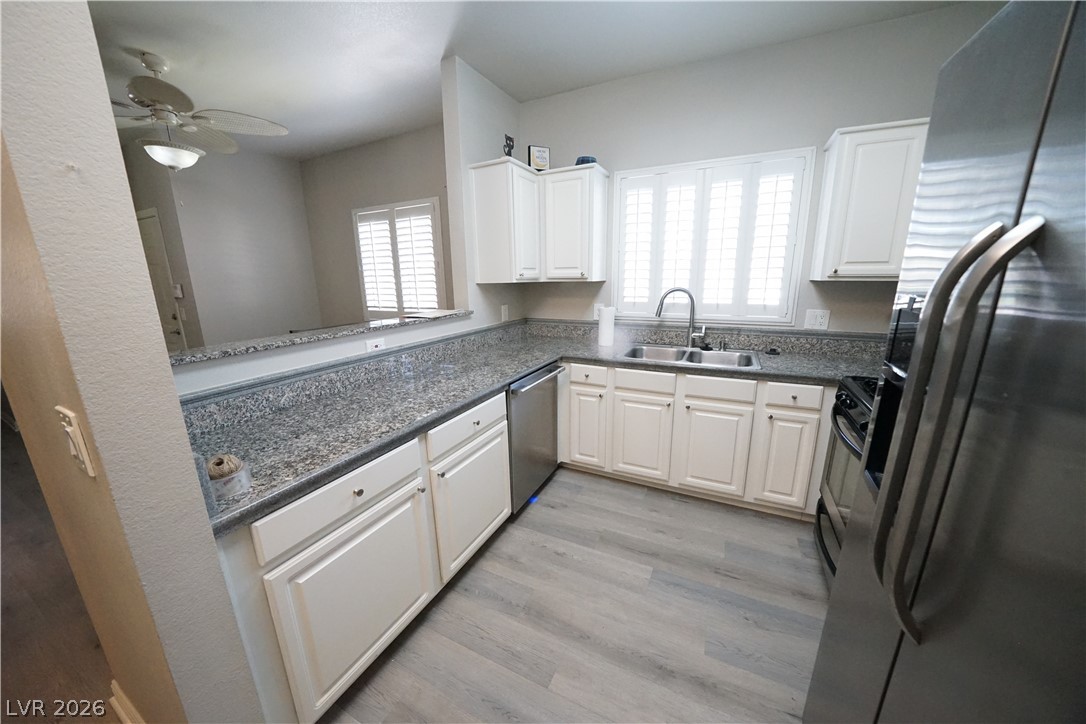 5250 South Rainbow Boulevard 1161 Property Photo 9
