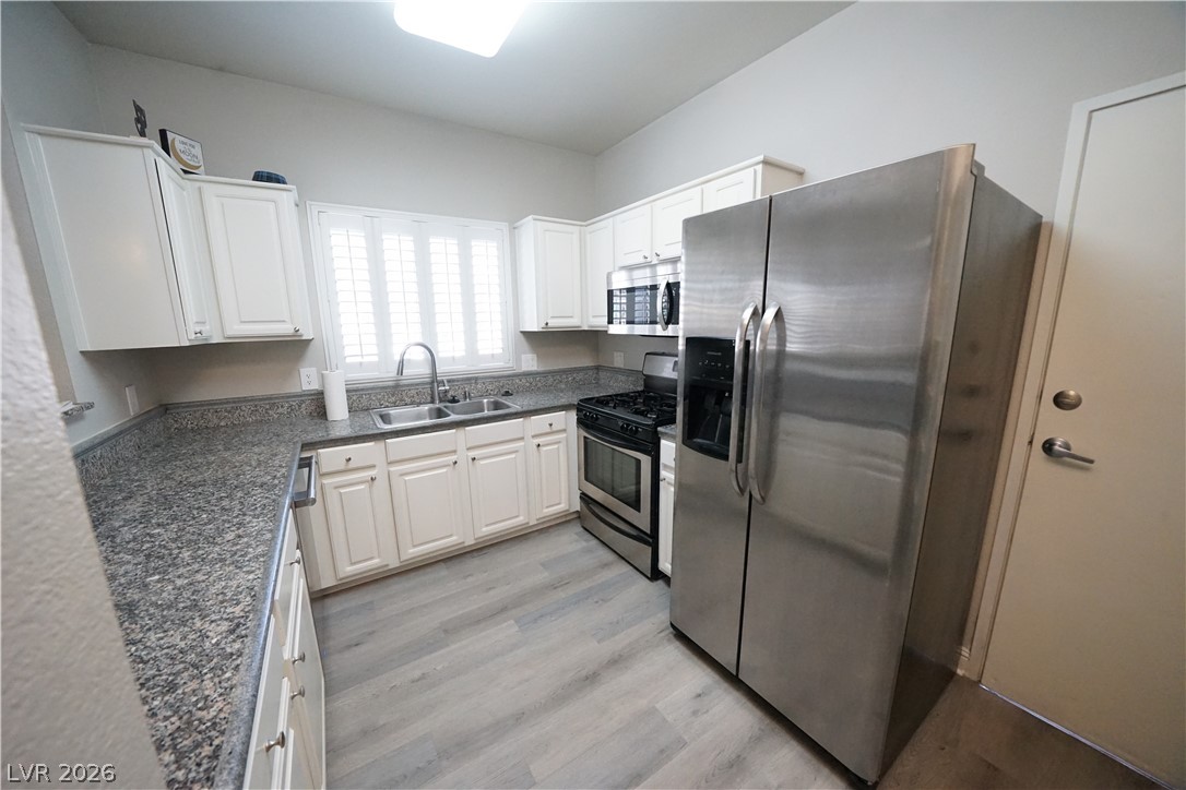 5250 South Rainbow Boulevard 1161 Property Photo 10