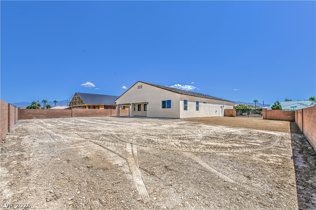 6380 Waterford Property Photo 29