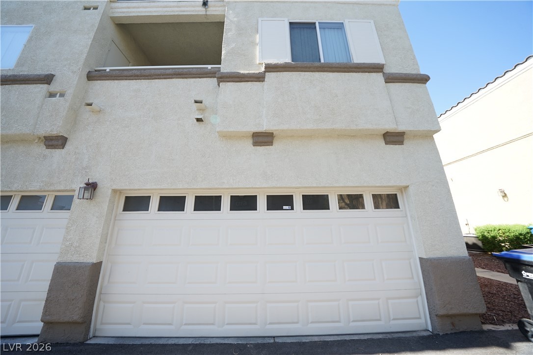 6313 Beige Bluff Street 102 Property Photo 2