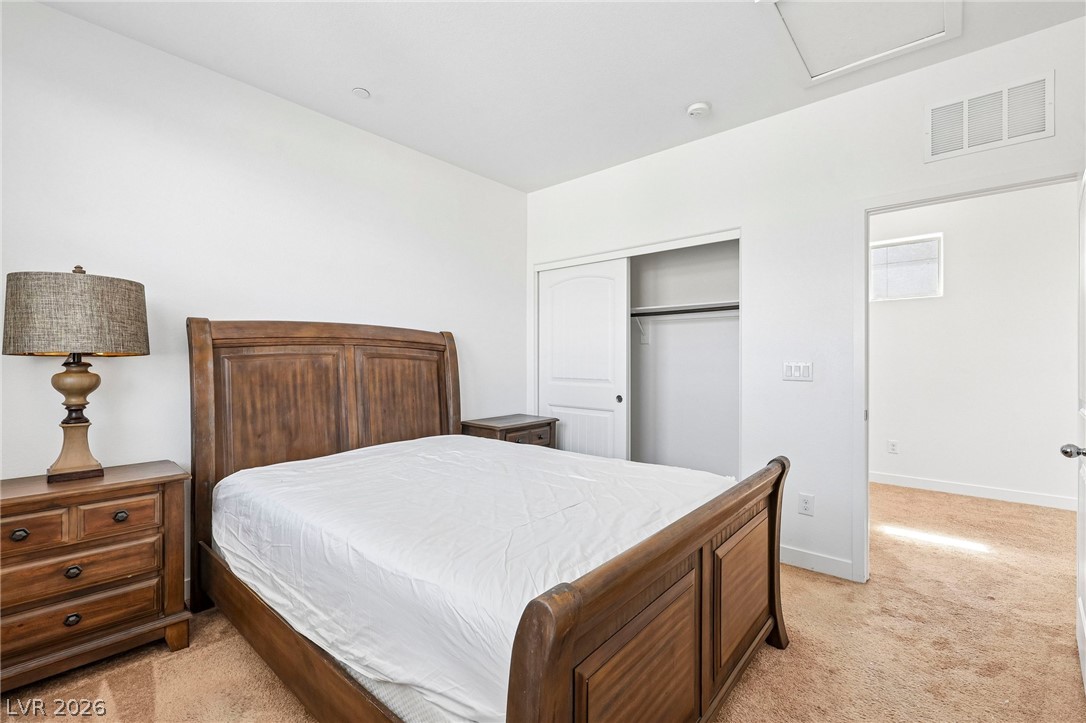 1100 East Sunset Road Property Photo 35