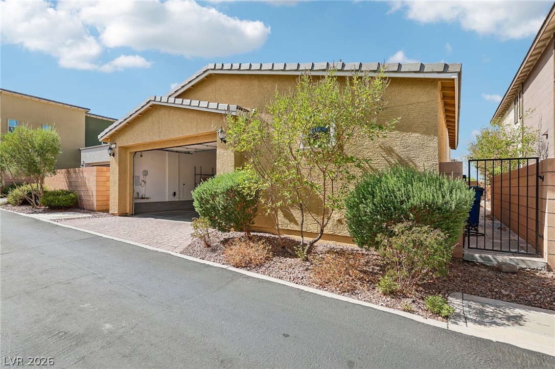 1100 East Sunset Road Property Photo 47