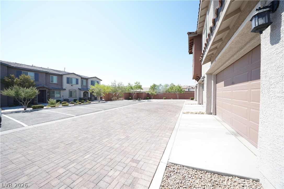 8507 Insignia Avenue 101 Property Photo 6