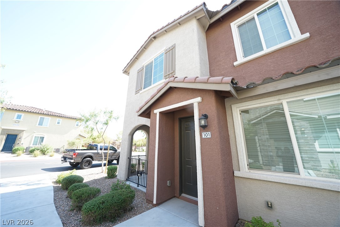 8507 Insignia Avenue 101 Property Photo 8
