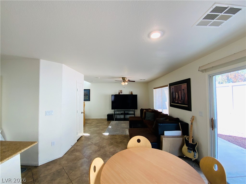 8197 Sandy Slope Court Property Photo 10