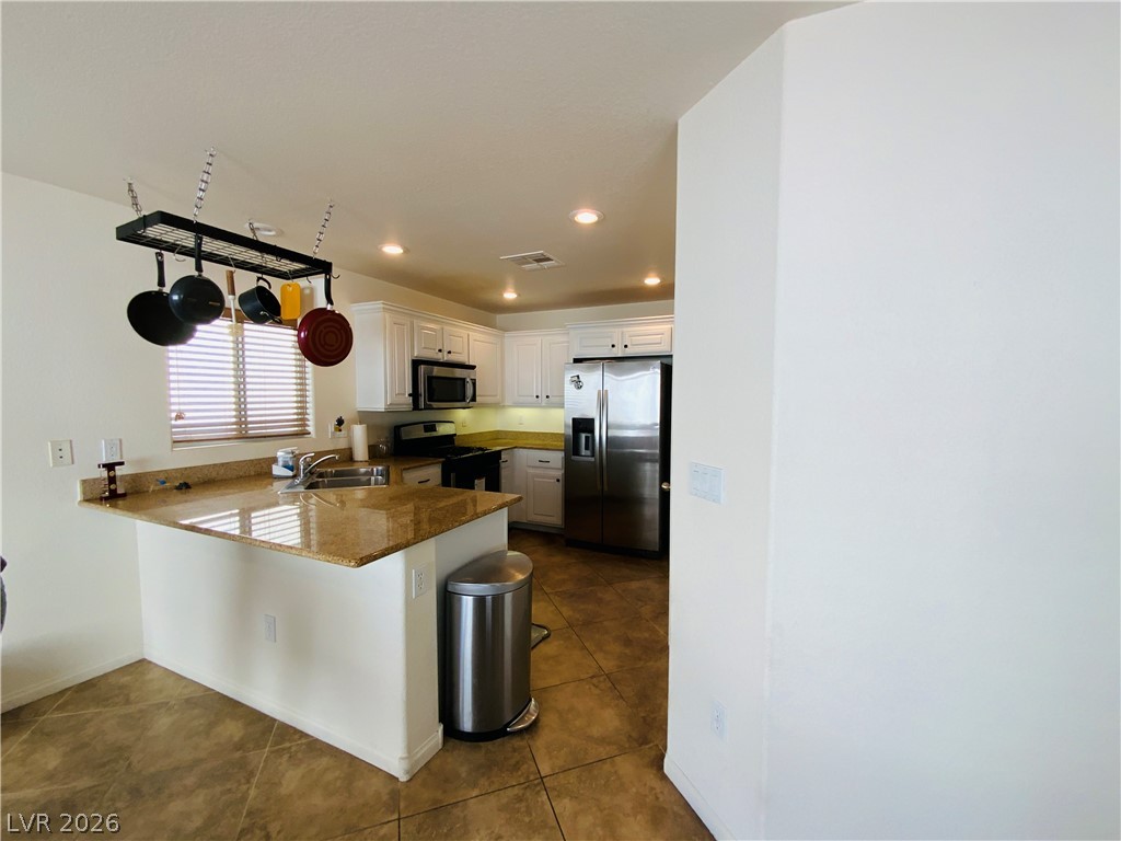 8197 Sandy Slope Court Property Photo 11