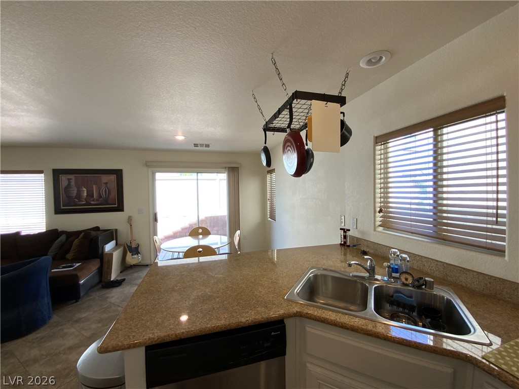 8197 Sandy Slope Court Property Photo 13