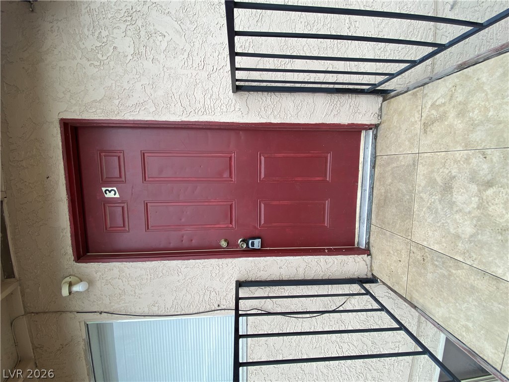 2818166 Property Photo 3