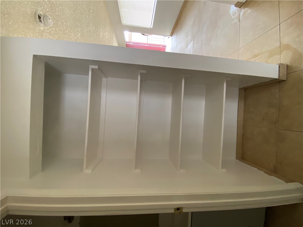 2818166 Property Photo 4