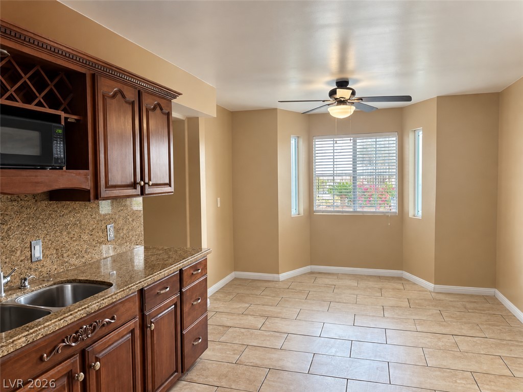 504 Falcon Lane Property Photo 8