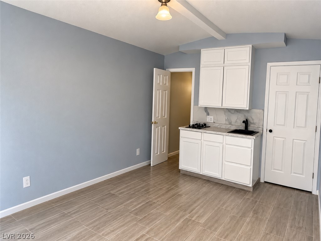 504 Falcon Lane Property Photo 31