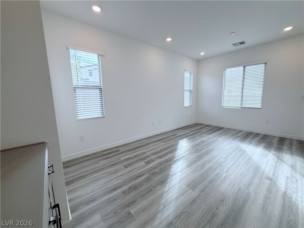 91 Medianoche Street Property Photo 15