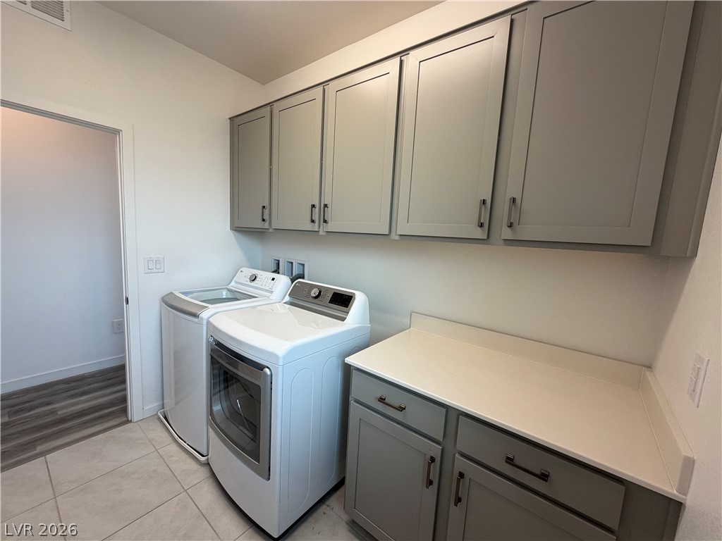 91 Medianoche Street Property Photo 34