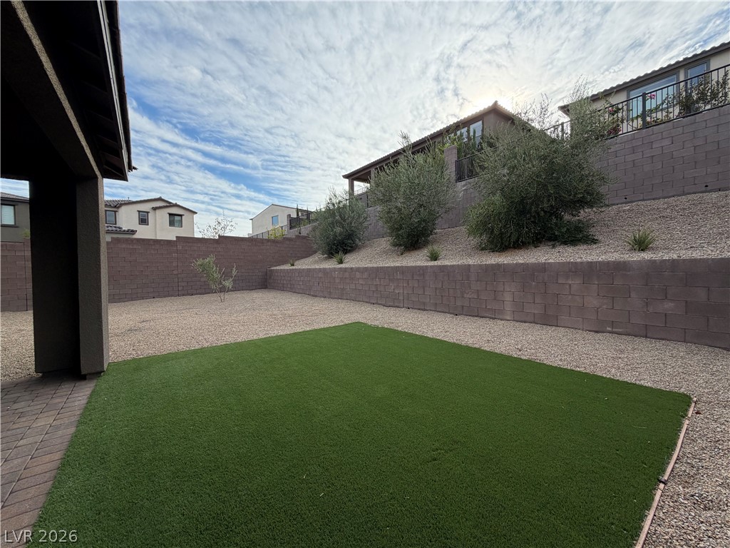 91 Medianoche Street Property Photo 46