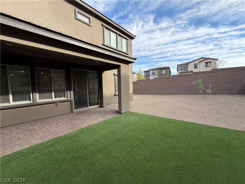 91 Medianoche Street Property Photo 47