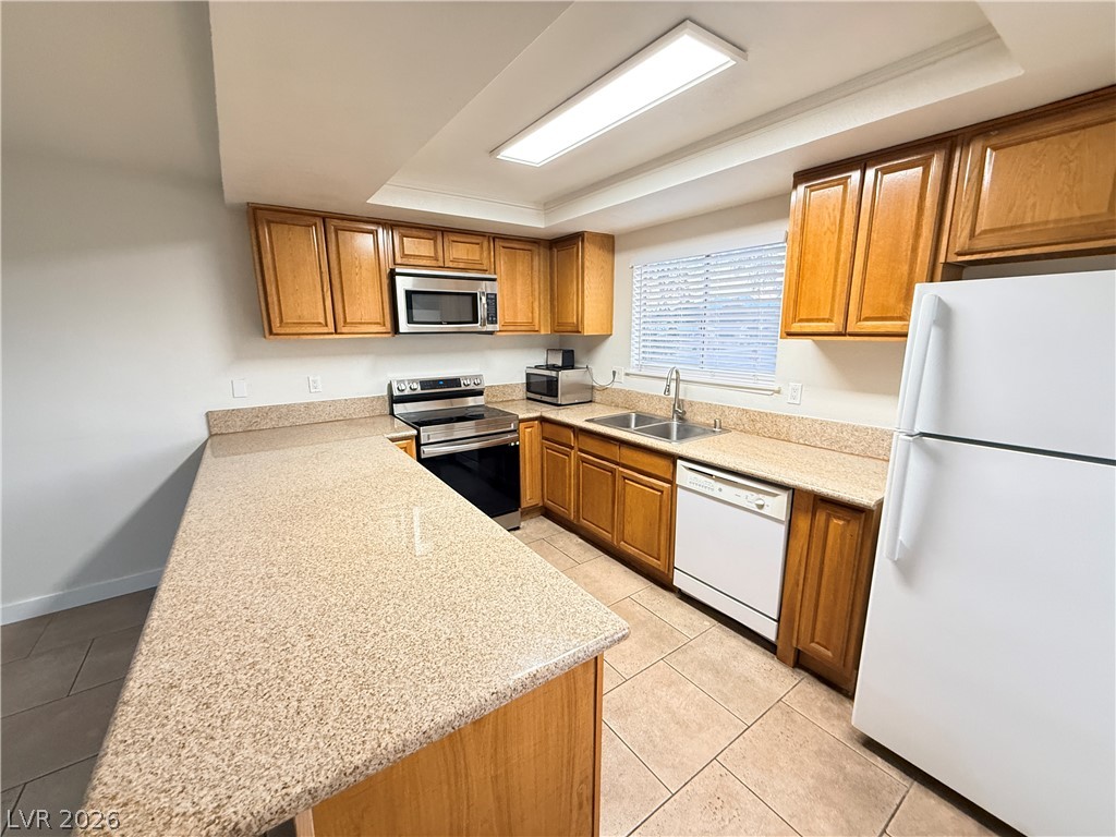 4744 West Twain Avenue D Property Photo 2