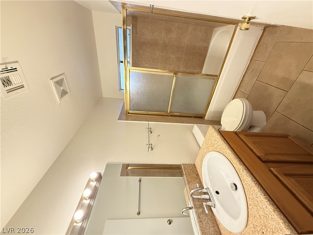 4744 West Twain Avenue D Property Photo 15