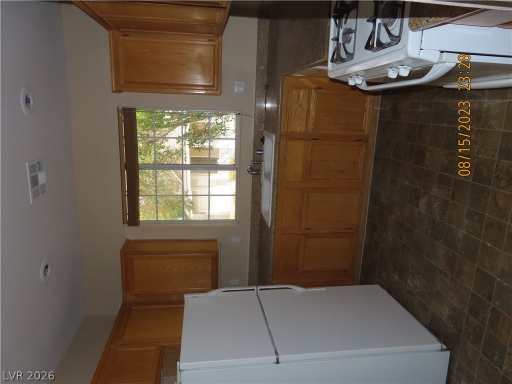 1561 Tillman Falls Avenue Property Photo 33