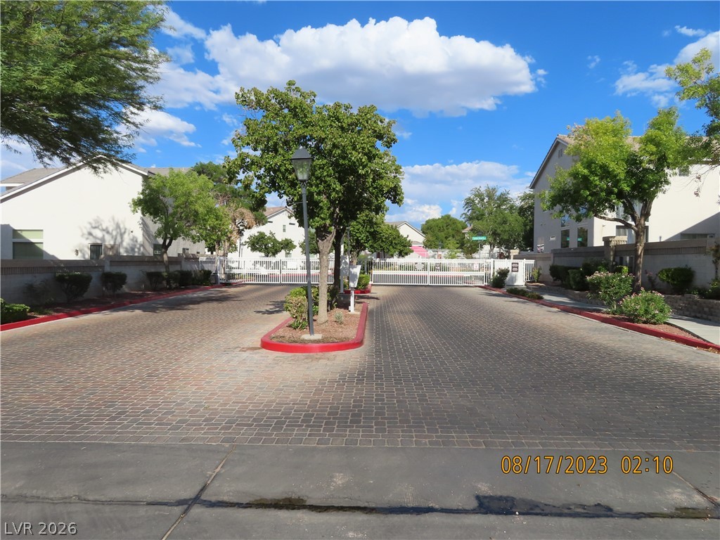 1561 Tillman Falls Avenue Property Photo 45