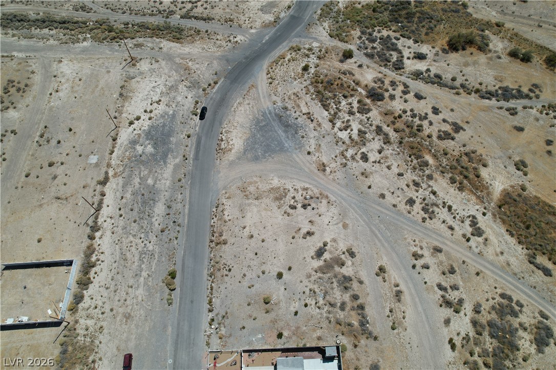 1060 South Firebird Circle Property Photo 2