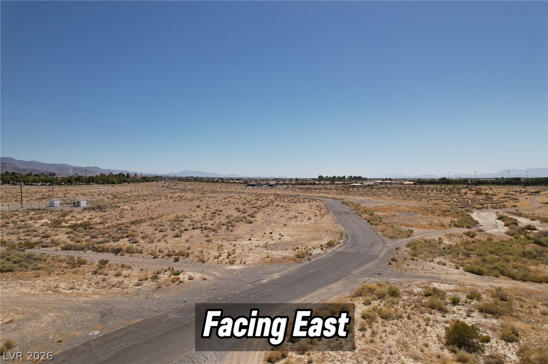 1060 South Firebird Circle Property Photo 8