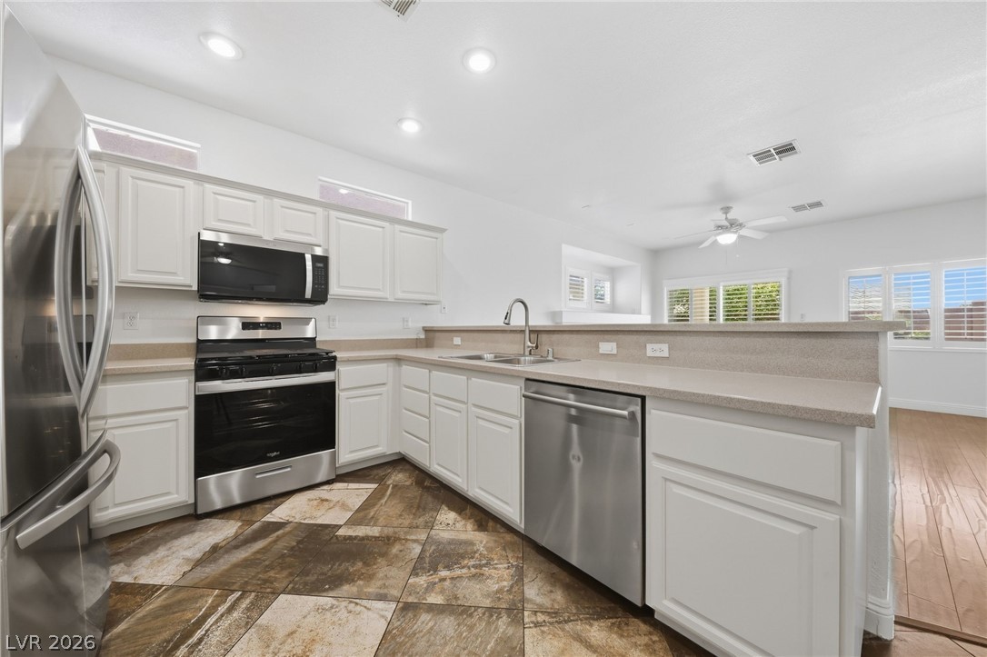 2772 Gallant Hills Drive Property Photo 13