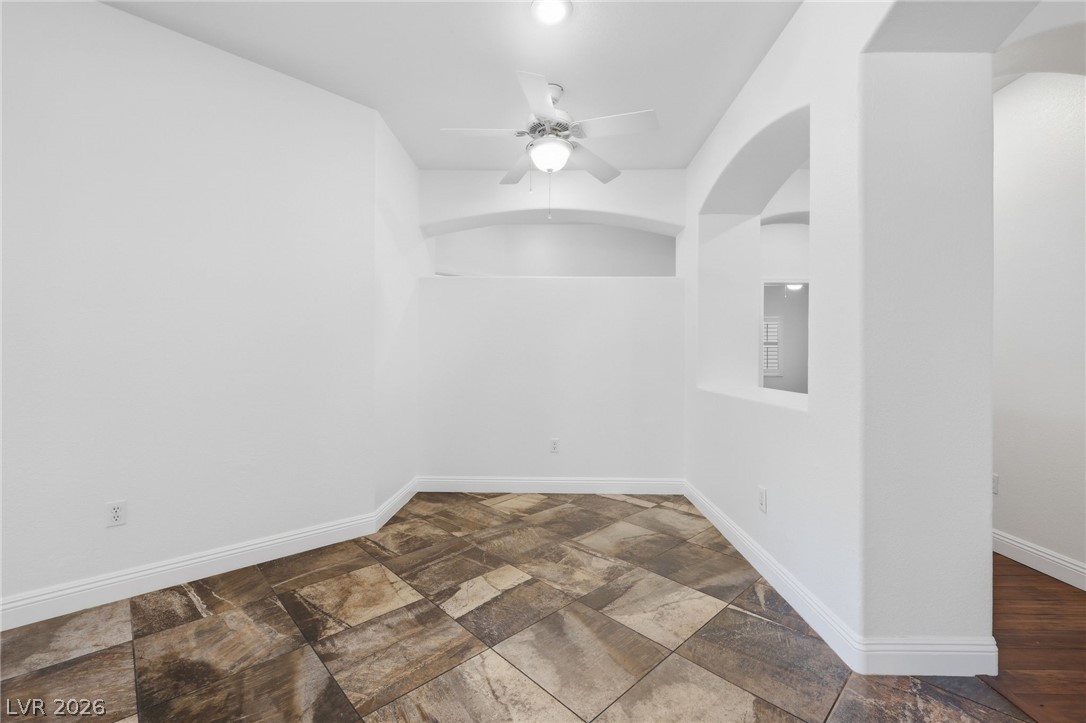 2772 Gallant Hills Drive Property Photo 16