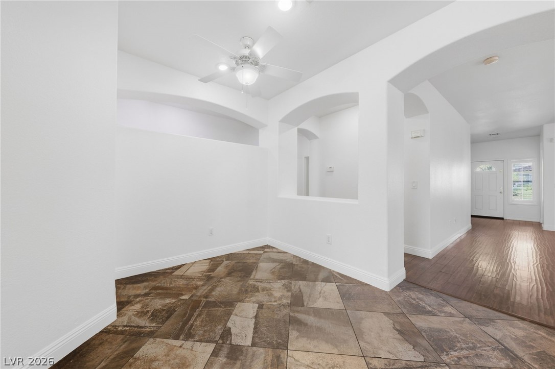 2772 Gallant Hills Drive Property Photo 17
