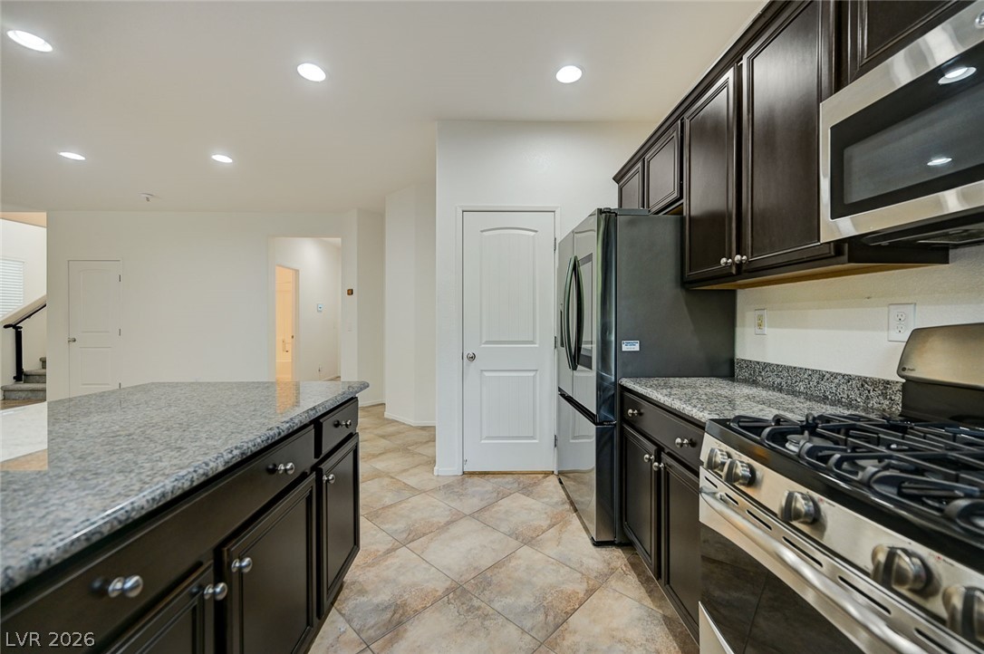 5608 Beckett Hill Court Property Photo 16