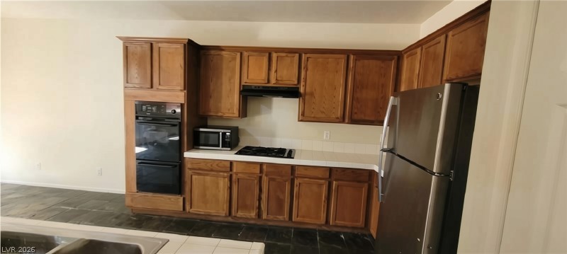 4821 Whisper Lake Avenue Property Photo 4