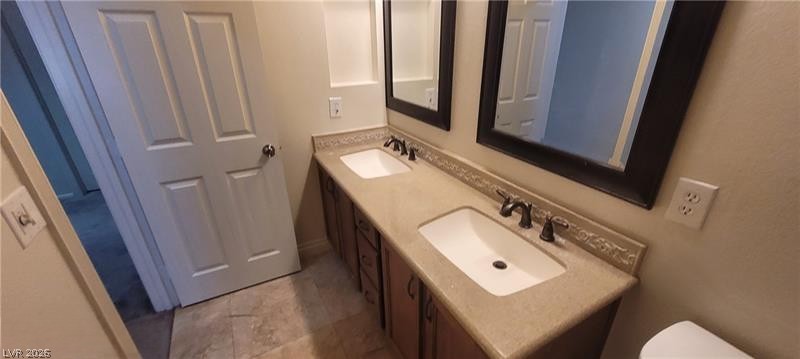 4821 Whisper Lake Avenue Property Photo 12