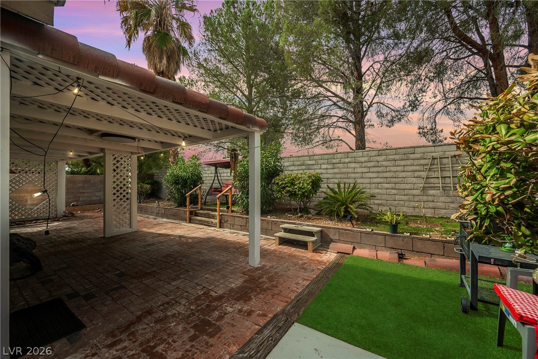 3213 Oyster Bay Street Property Photo 3