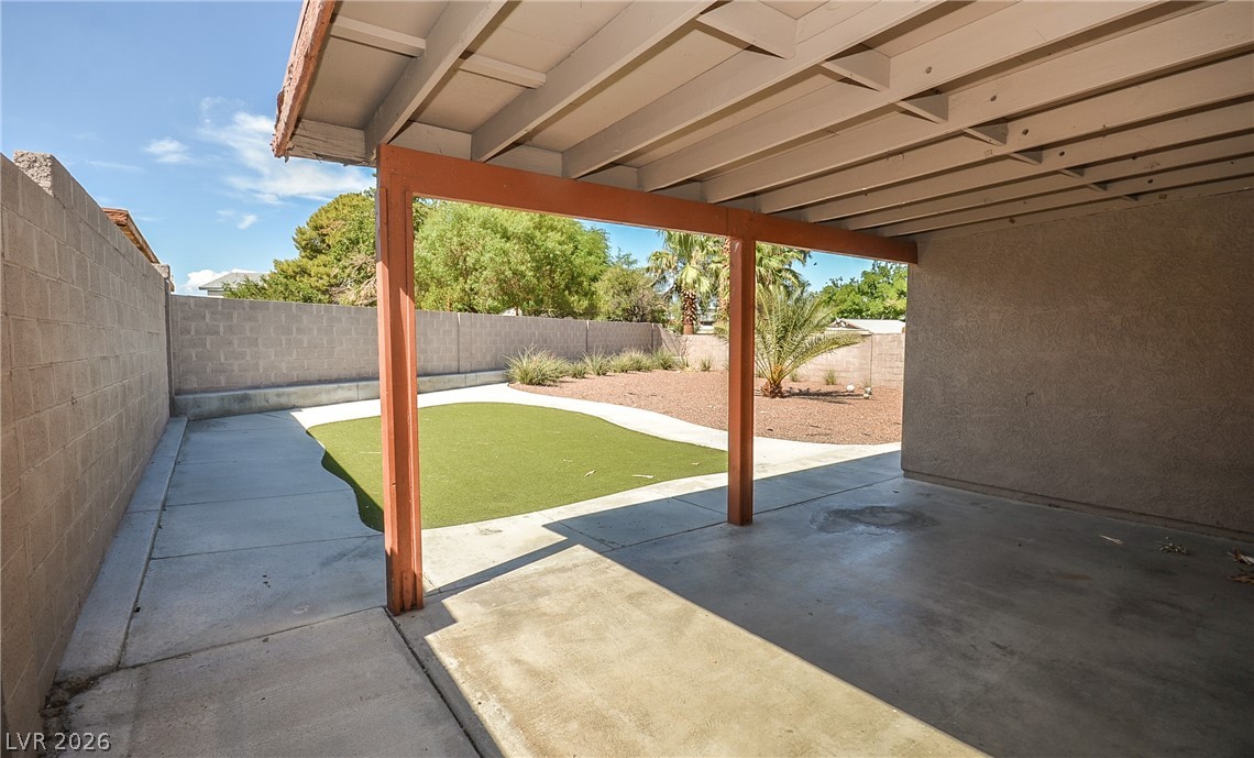 6772 Carrera Drive Property Photo 12