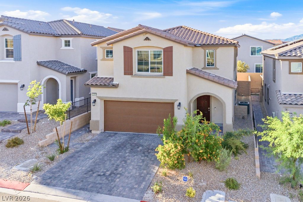10946 Fennel Avenue Property Photo 4