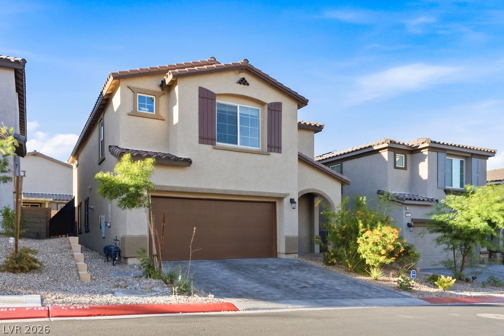 10946 Fennel Avenue Property Photo 8