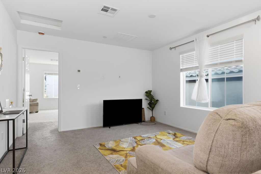 10946 Fennel Avenue Property Photo 24